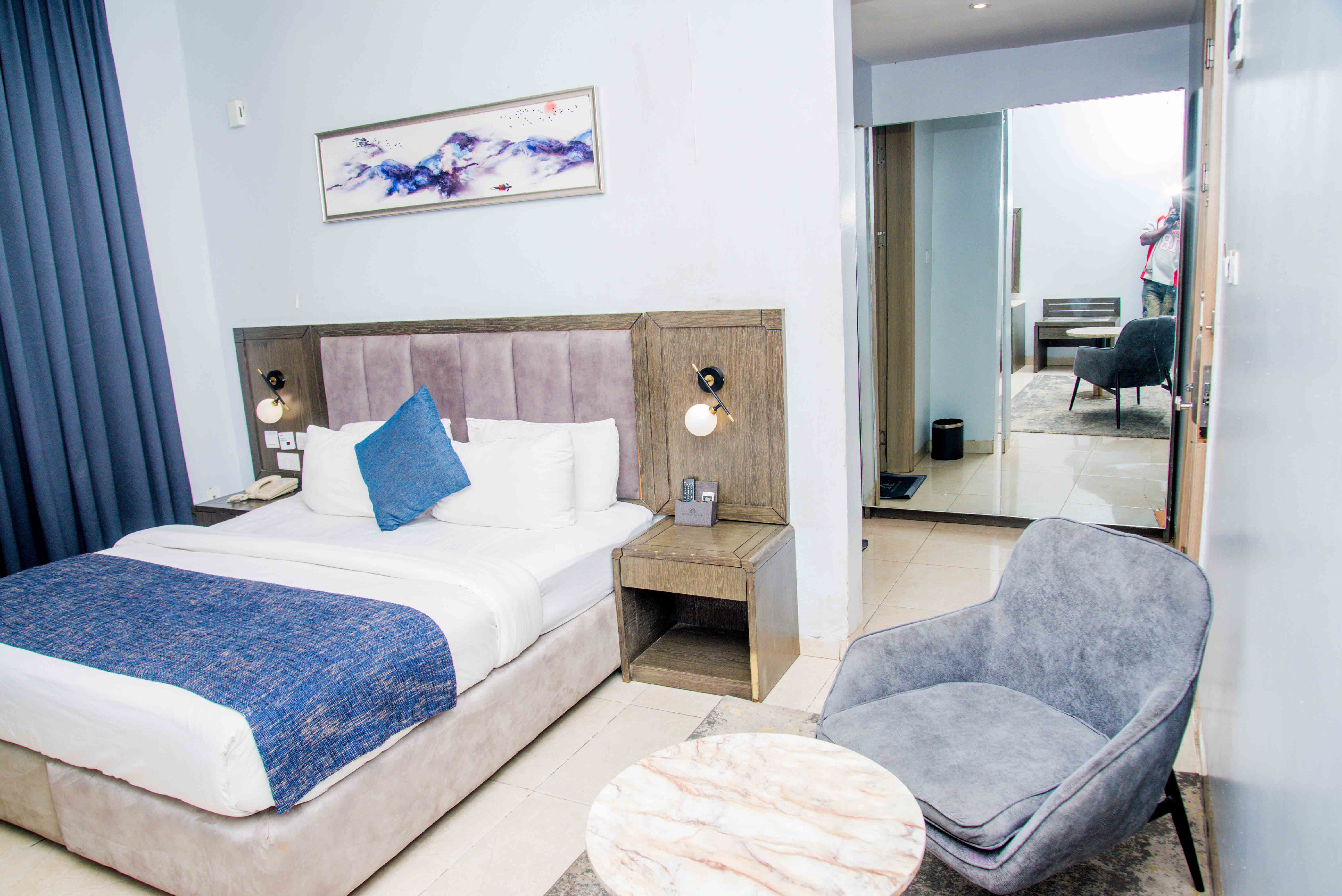 PERFECTO SUPERIOR - Image 1